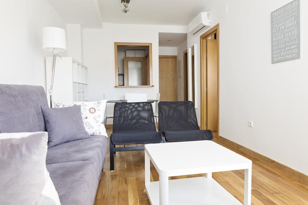 Suncity Flat Canovas Apartment Малага Стая снимка